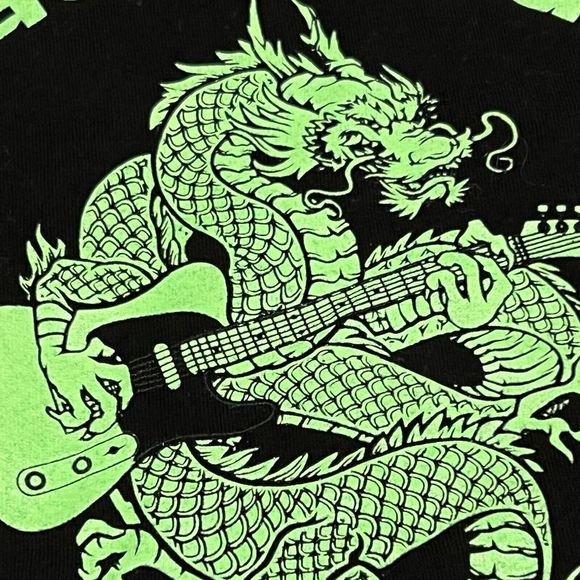 draggin guitars Lawrence Kansas 2022 Tour Shirt Dragon Anniversary Black Small - Picture 5 of 8